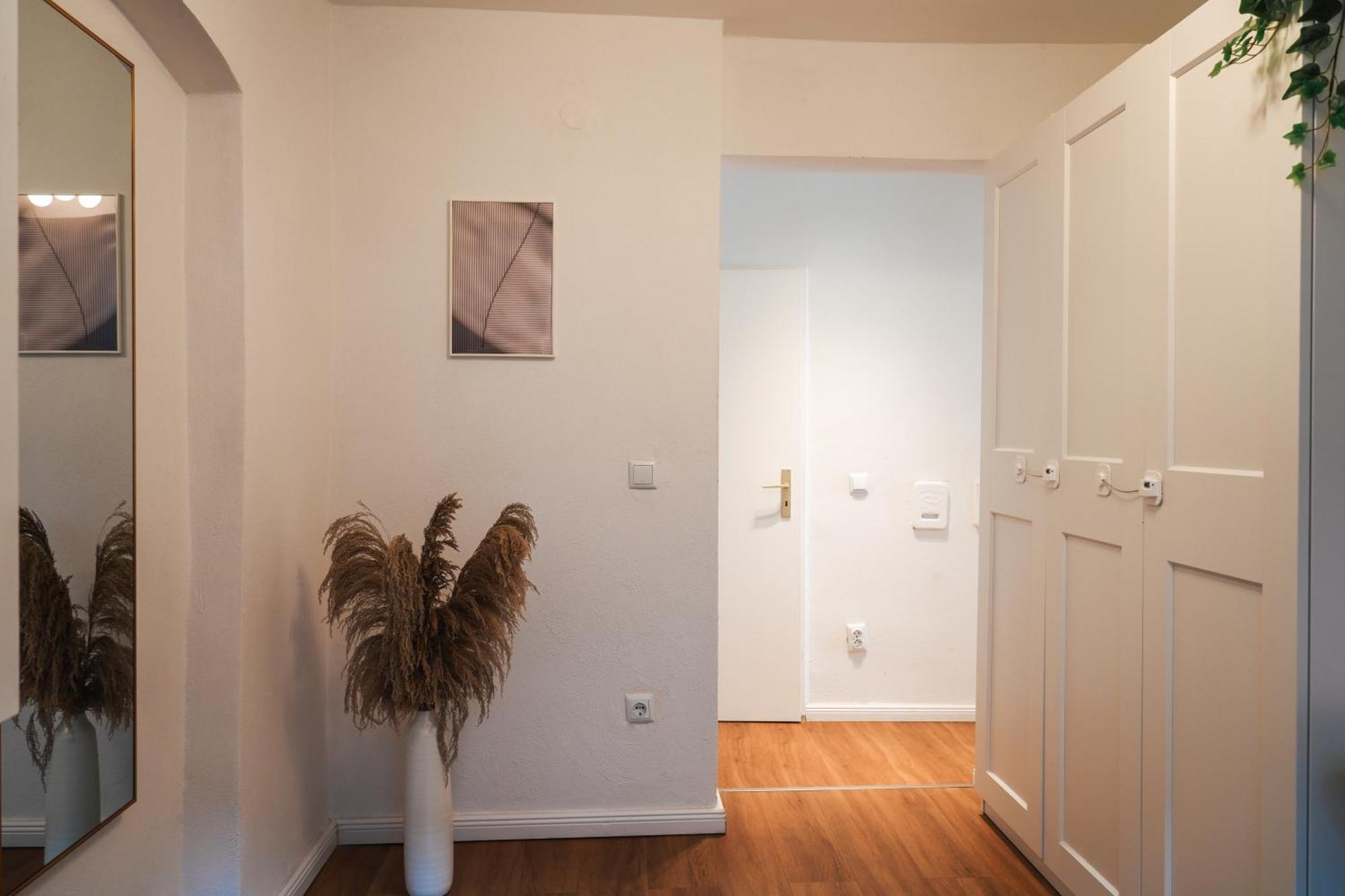 Global Living - Design I I Beamer I Kitchen I Terrace I Appartamento Berlino